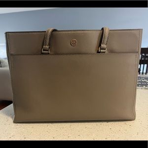 Tory Burch Robinson Tote
